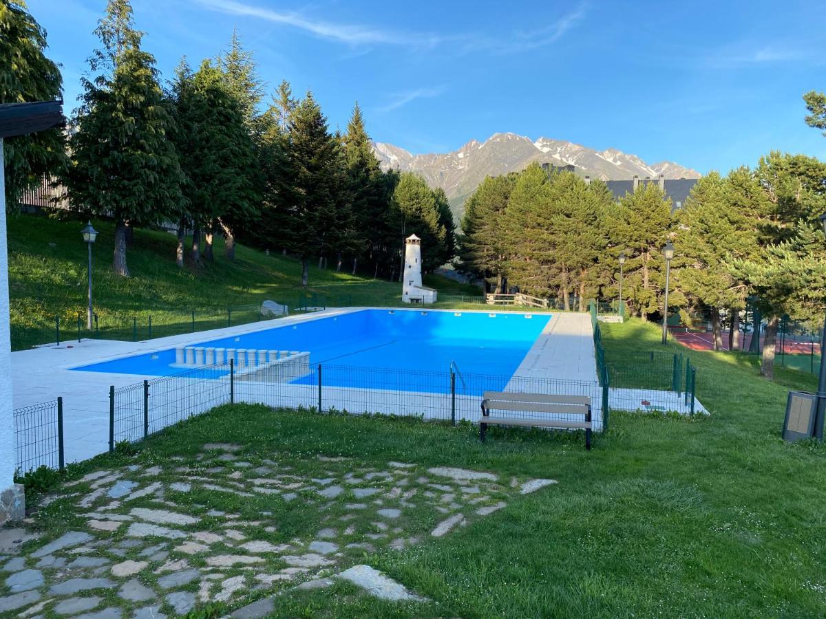 Chalet Los Ibones - Lodge Формигал Екстериор снимка